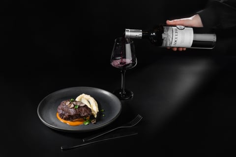 Atria_Lihakauppa_CINCIN_Sous_vide-kypsennettya_naudan_poskea_Piemonte_1.jpg